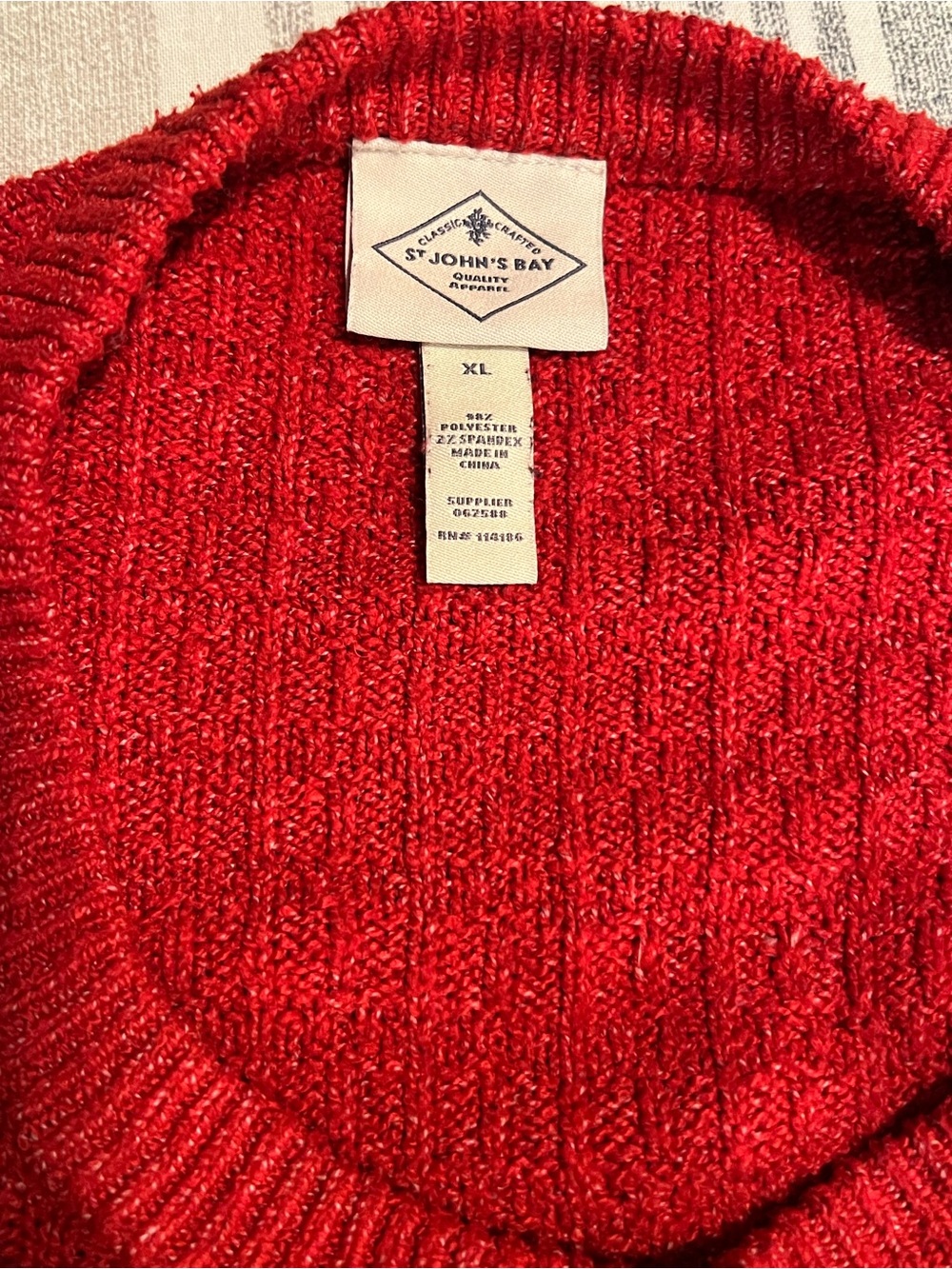 St. John’s Bay Red Textured Knit Sweater XL Like New - Picture 6 of 8